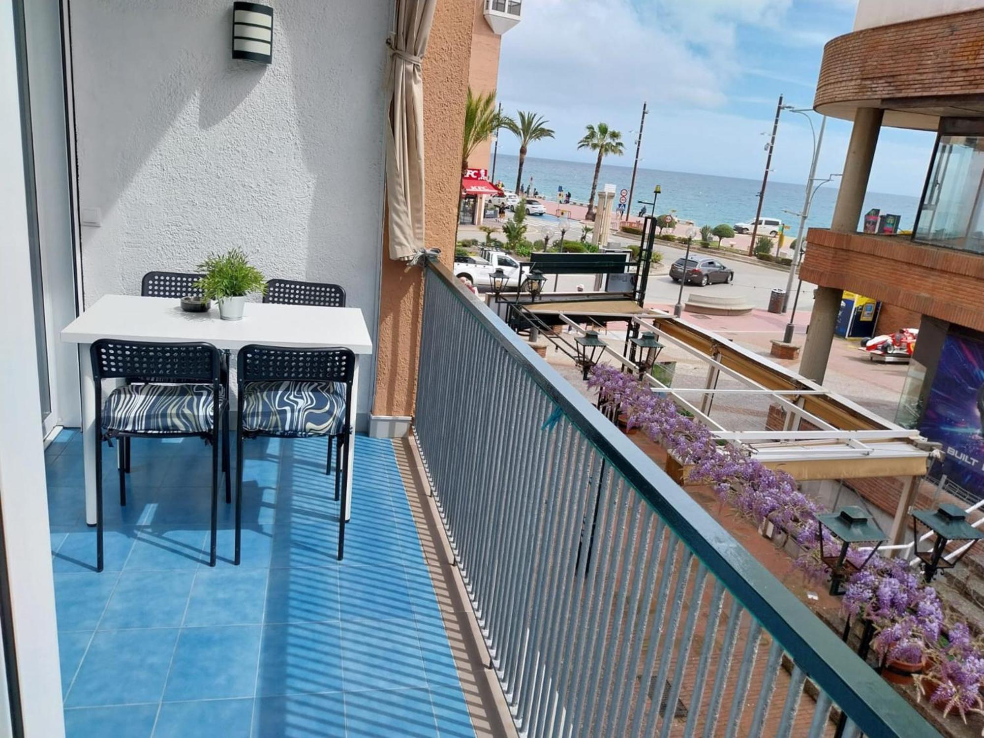 Appartement Apartamento Con Terraza Vistas Al Mar à Lloret de Mar Extérieur photo